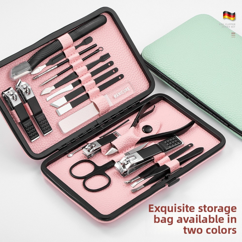 طقم مانيكير وباديكير 18 قطعة،  - مراجعة Mens Grooming Kit Gift Set وسعره