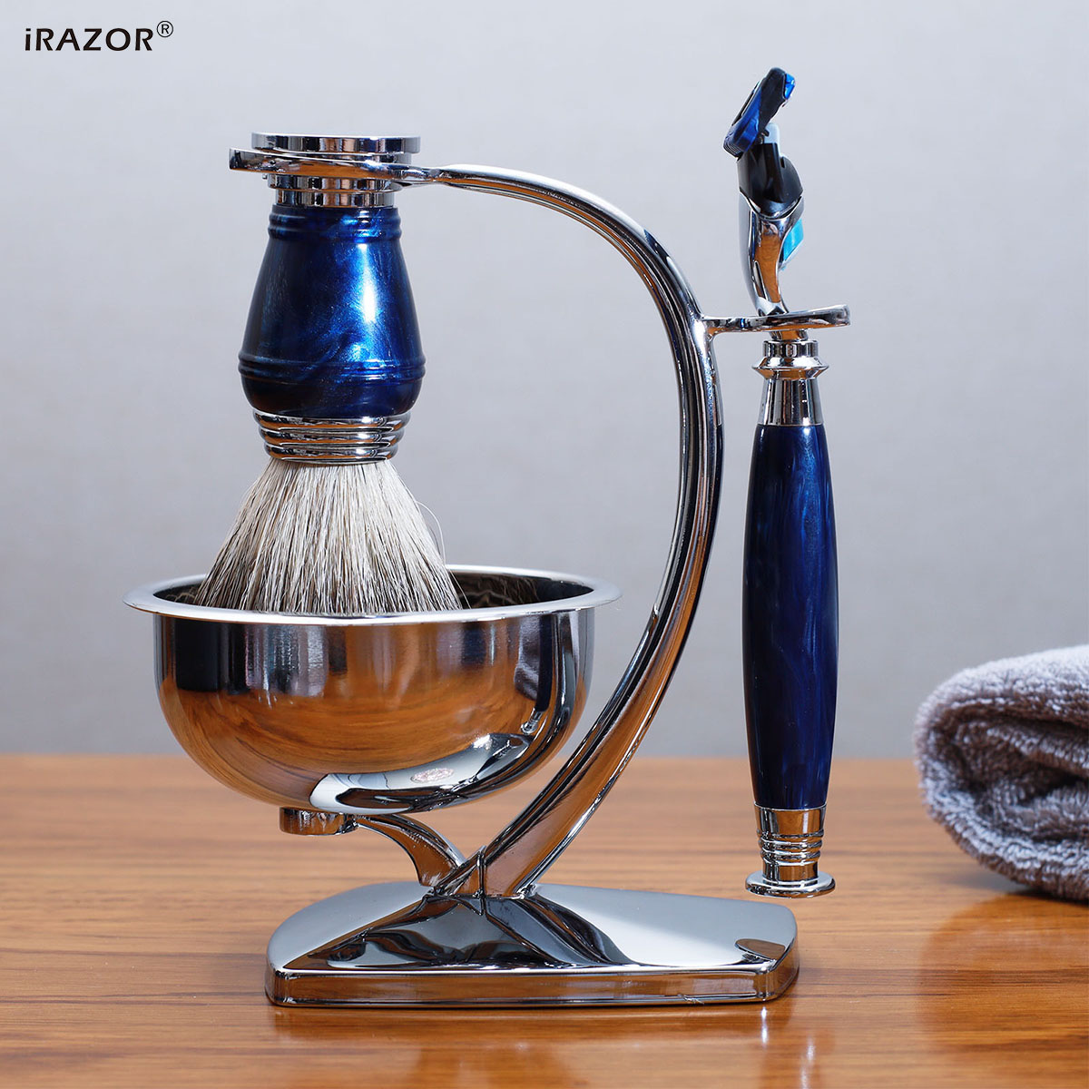 طقم حلاقة فاخر للرجال من iRAZO - مراجعة Mens Grooming Kit Gift Set وسعره